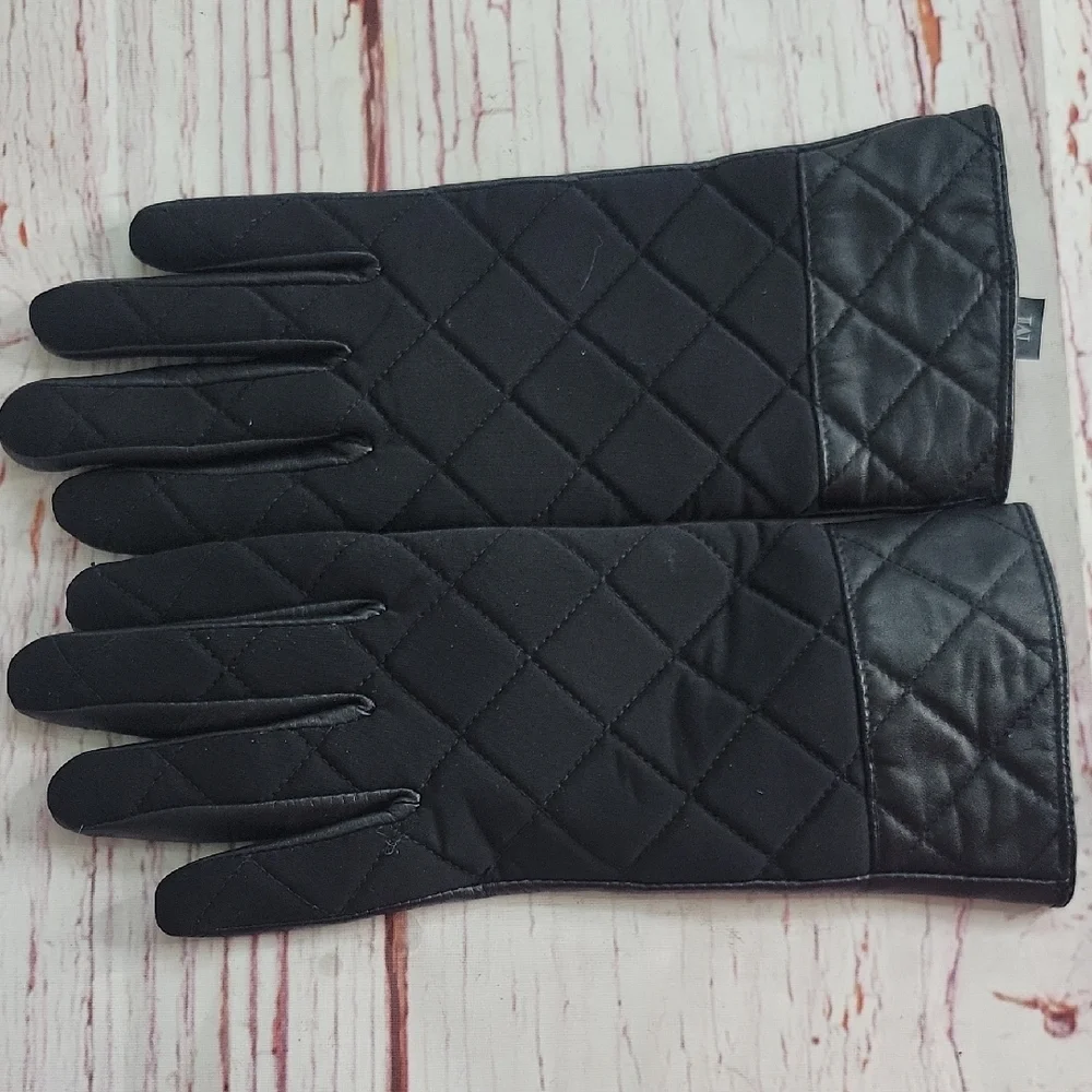 Quilted Black Leather And Nylon Gloves Size Medium